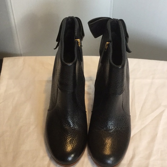 Shoes - Kate Spade Lanise leather Booties